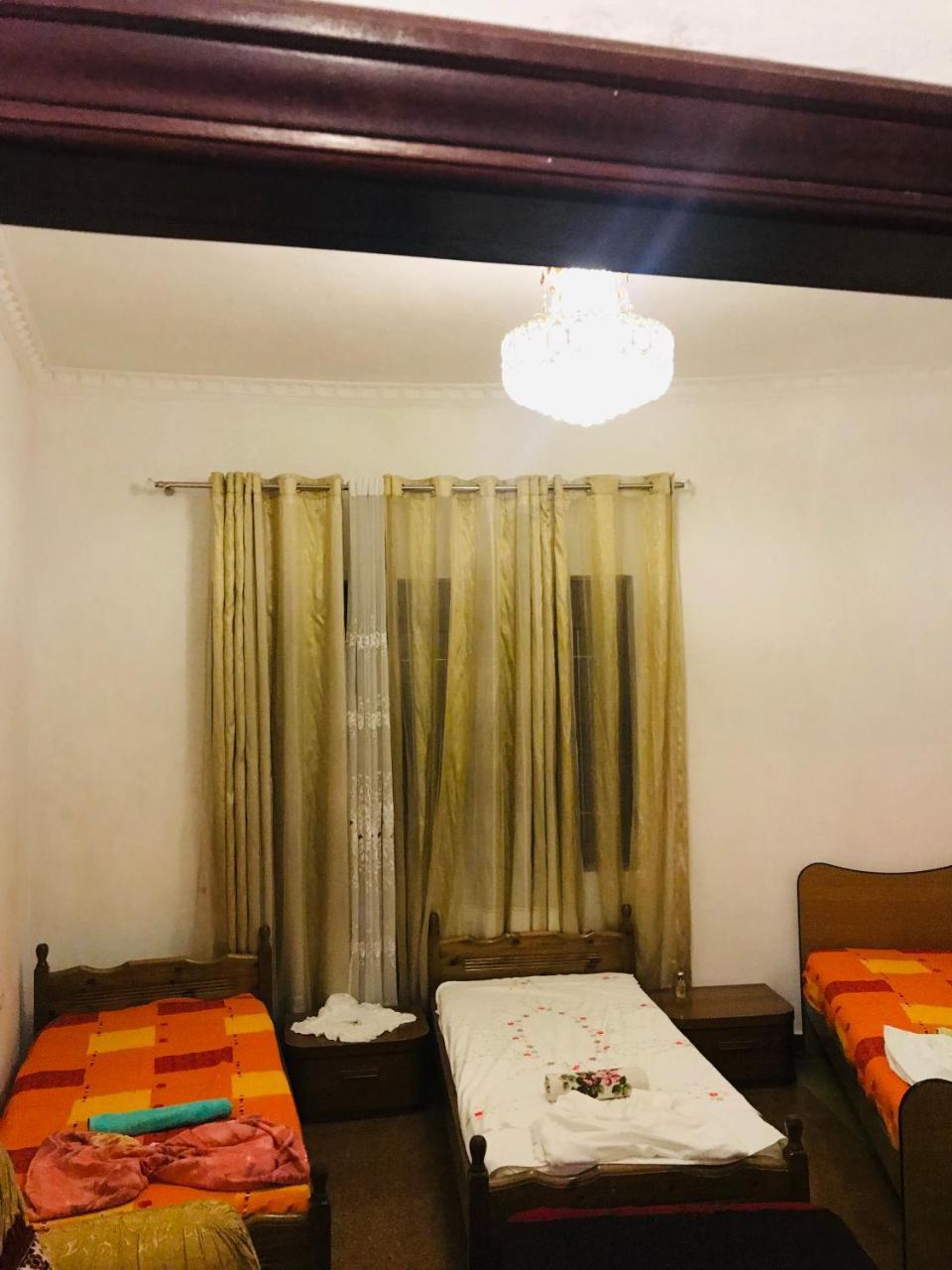 Port Side Rooms Durrës Kültér fotó