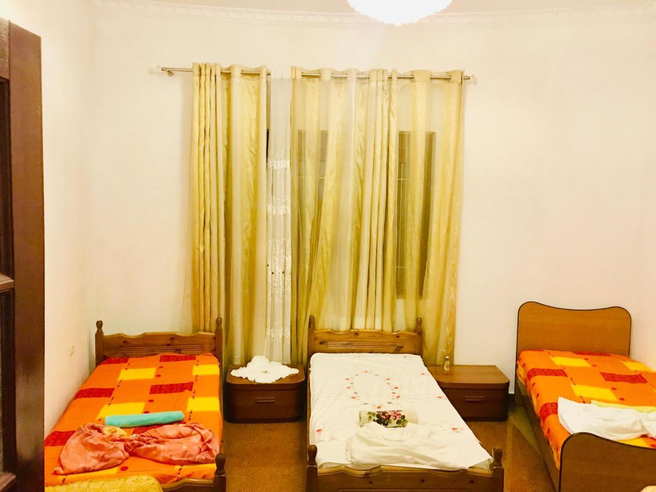 Port Side Rooms Durrës Kültér fotó